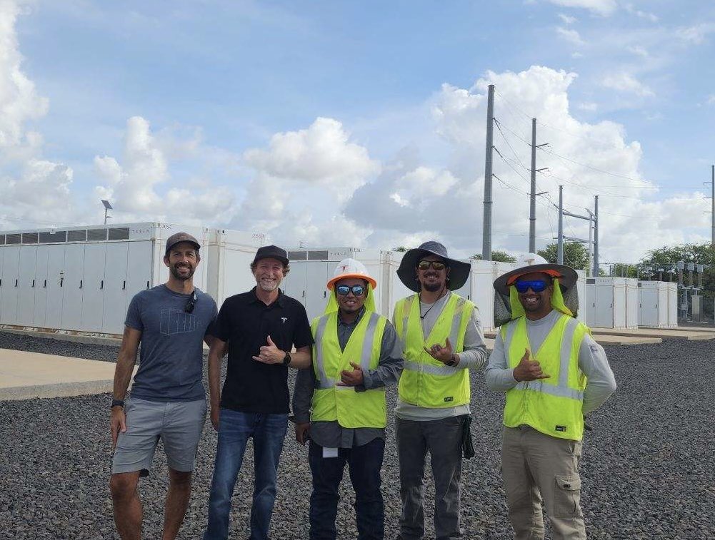 Tesla Megapacks Go Live in Oahu