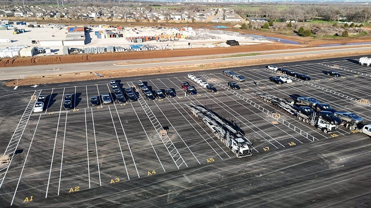 Tesla Moves Giga Texas Outbound Lot