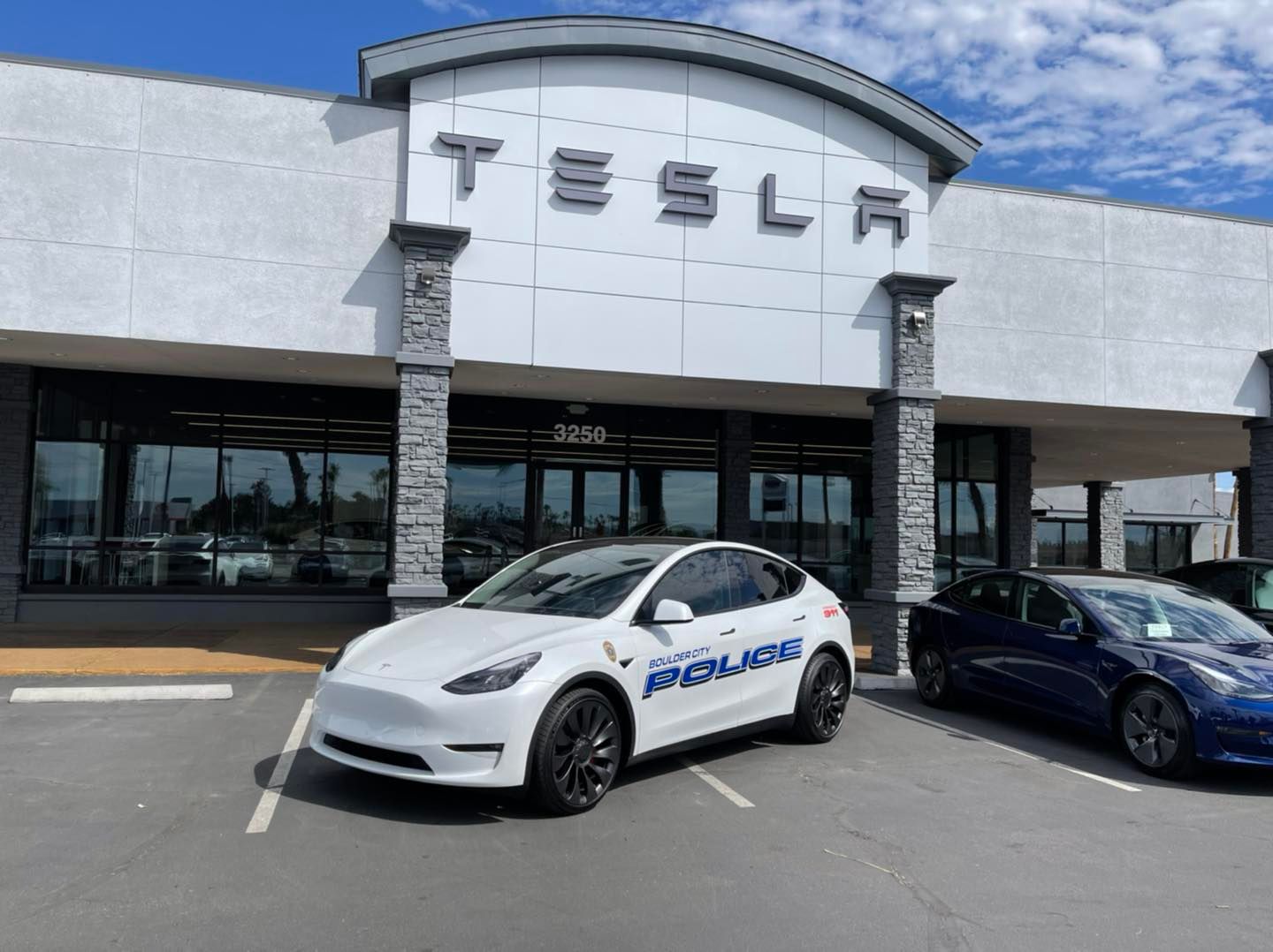 Tesla Can Save Police Departments Lots of Cash