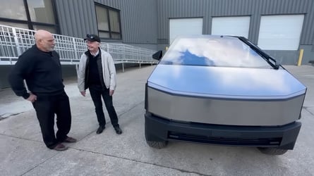 Ex-GM Truck On The Tesla Cybertruck