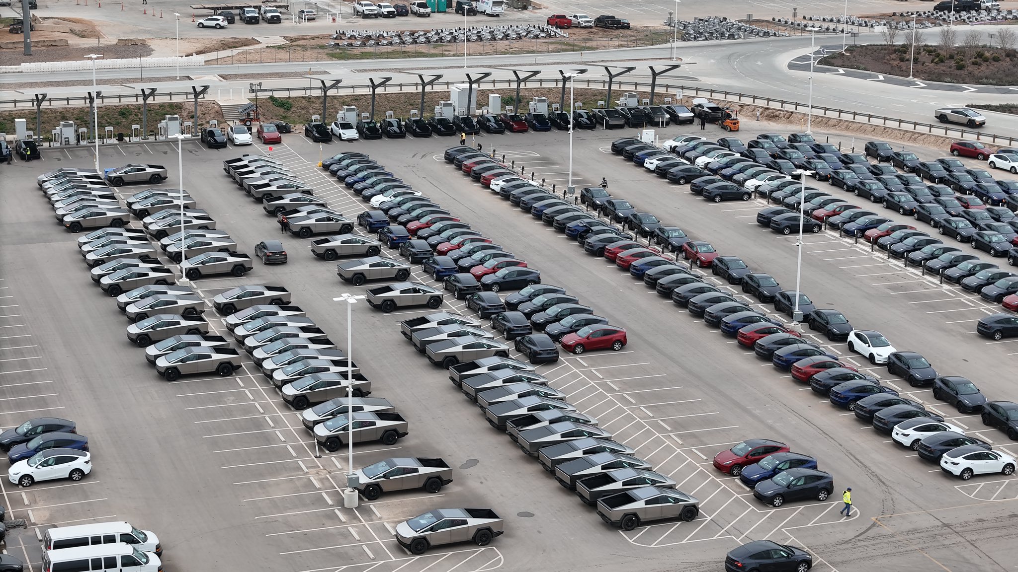 100 Tesla Cybertrucks Spotted Outside Giga Texas