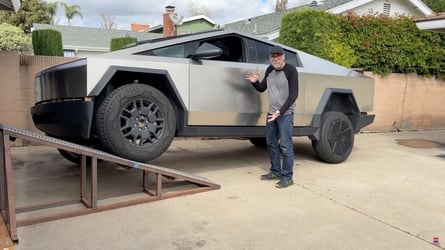 Tesla Cybertruck Gets Creamed By Rivian R1T