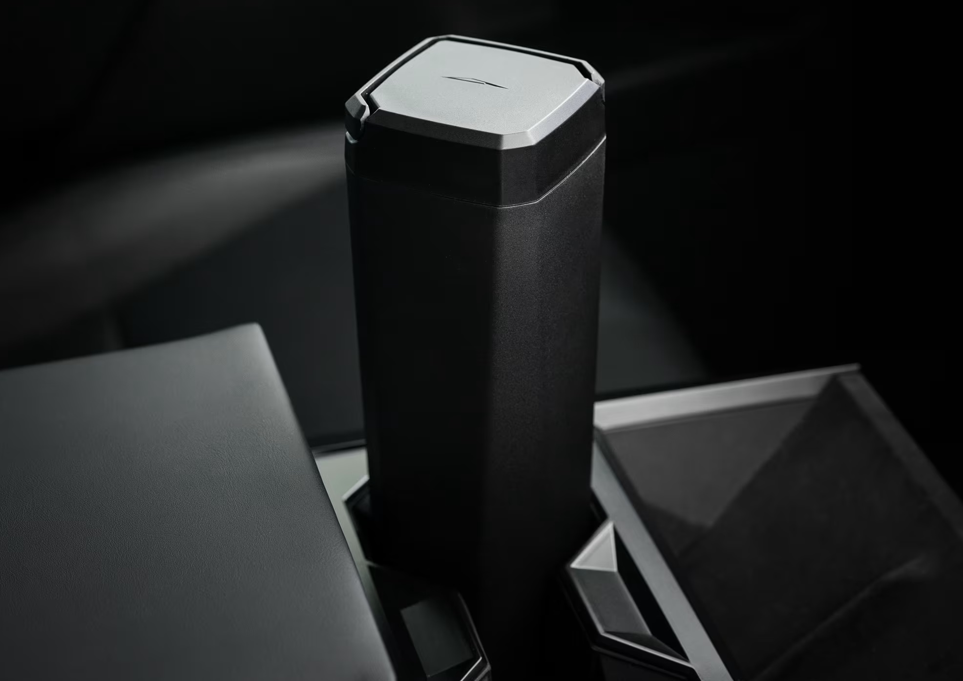 Tesla Launches Cybervessel Bottle