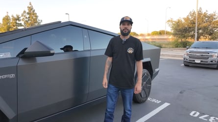 Tesla Cybertruck Reviewed By Ford F-150 Owner
