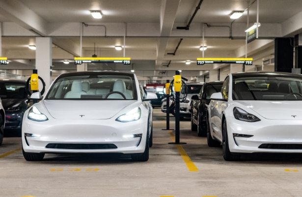 Hertz Selling Used Teslas Cheap