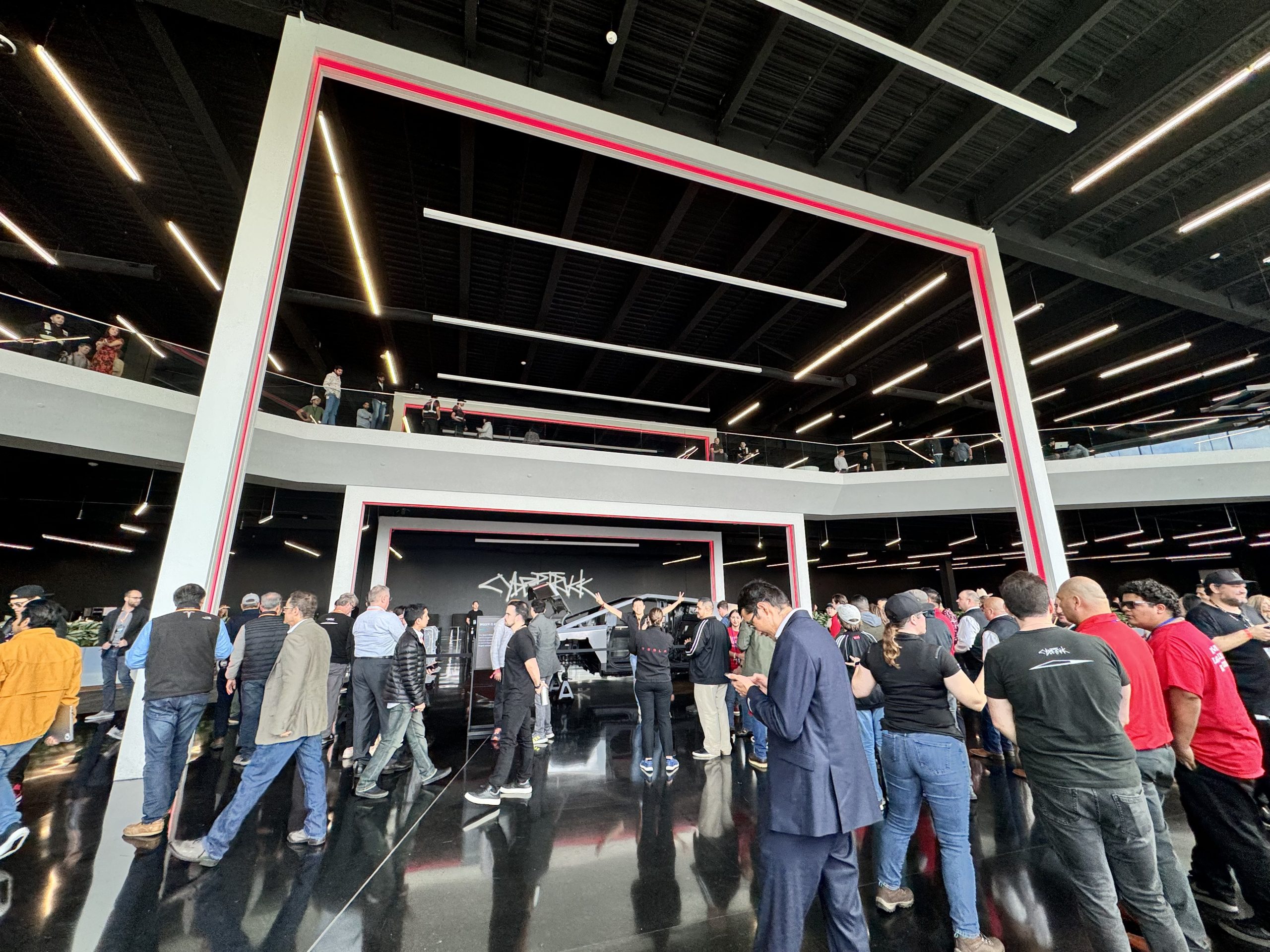 Tesla Sends Out Invites to Giga Texas Factory Tour