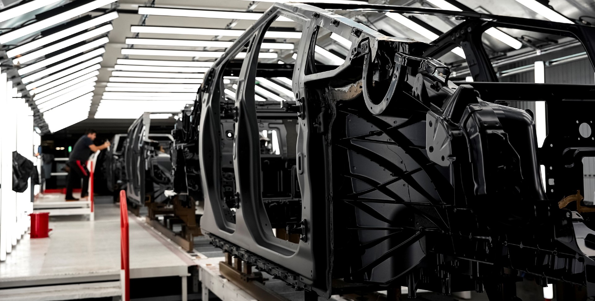 Tesla Updates Cybertruck Production Rates