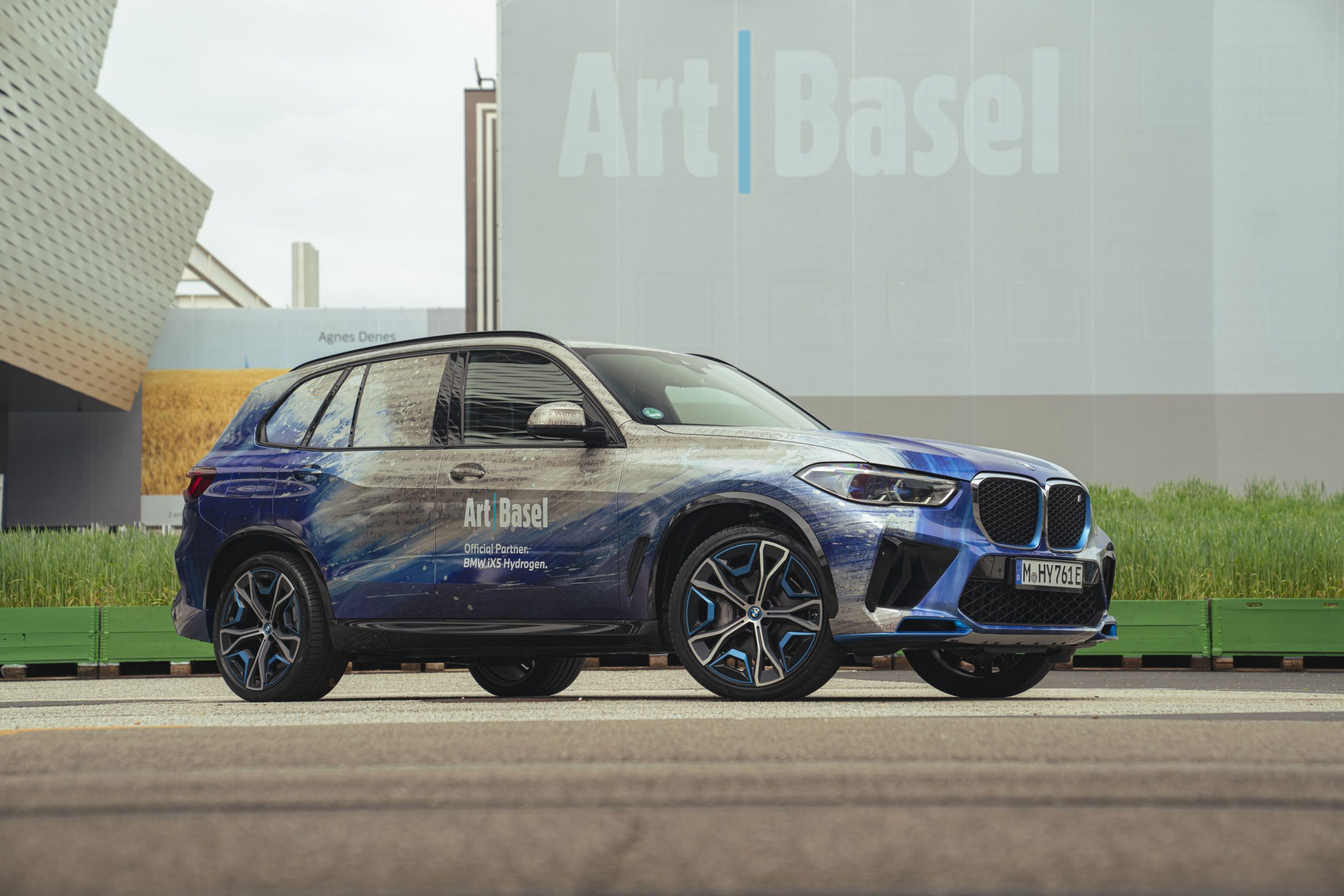 Toyota and BMW to Upgrade Hydrogen Fuel Cell Partnership