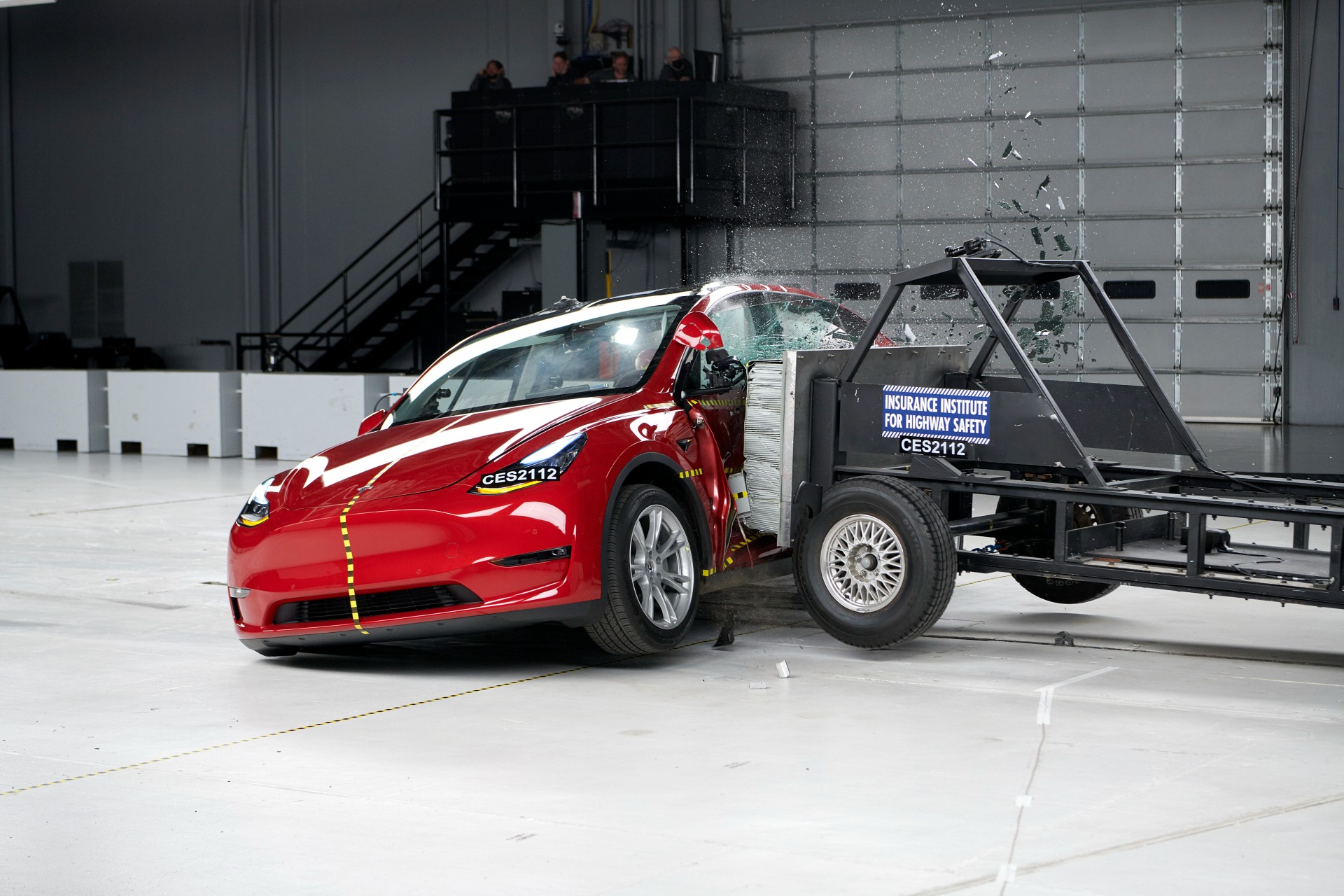 Tesla Exec Shares Company Practice to Develop Safe Vehicles