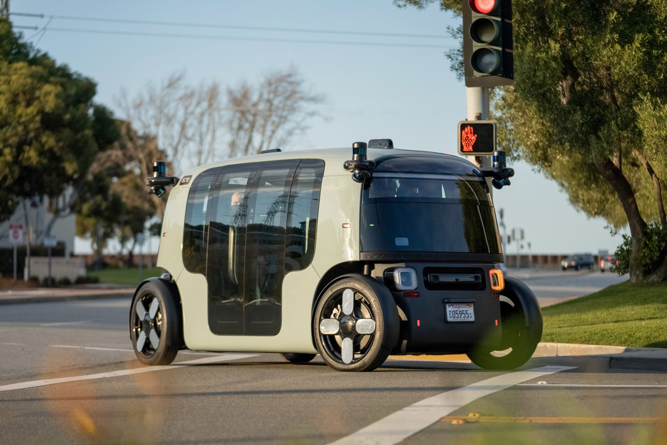 Tesla’s FSD Bashed By Zoox Executive