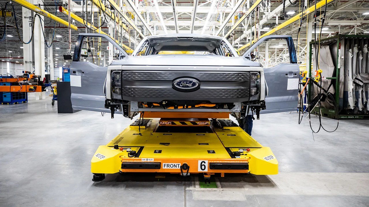 Ford F-150 Lightning Production Will Shut Down Until 2025