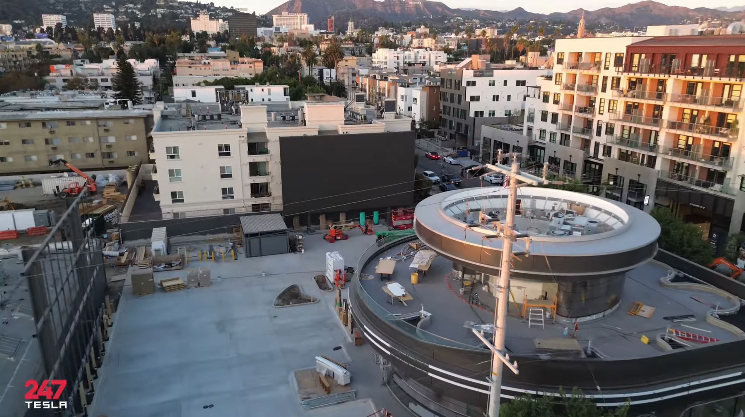 Tesla LA Diner and Supercharger Gets its First Full Drive-In Screen