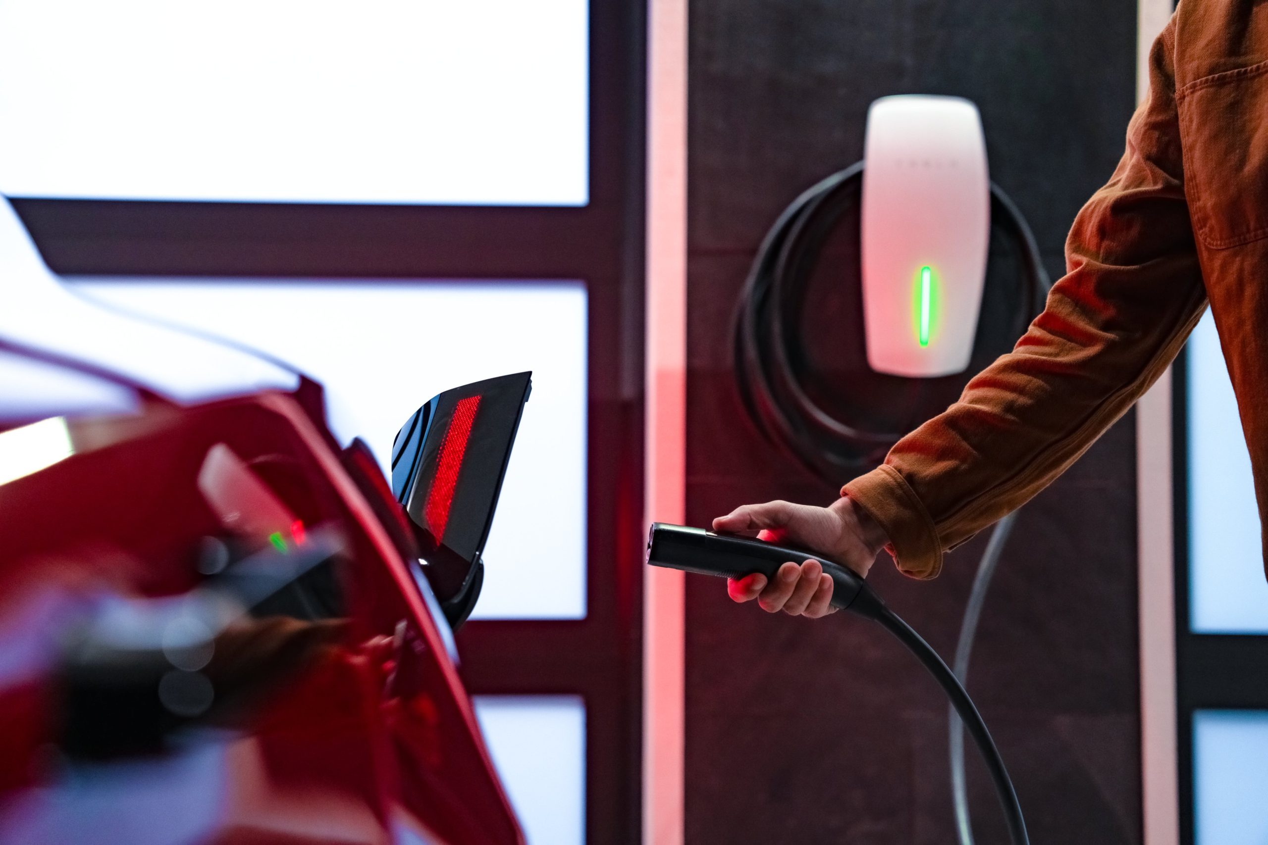 Tesla Launches Unlimited Home Charging in Texas