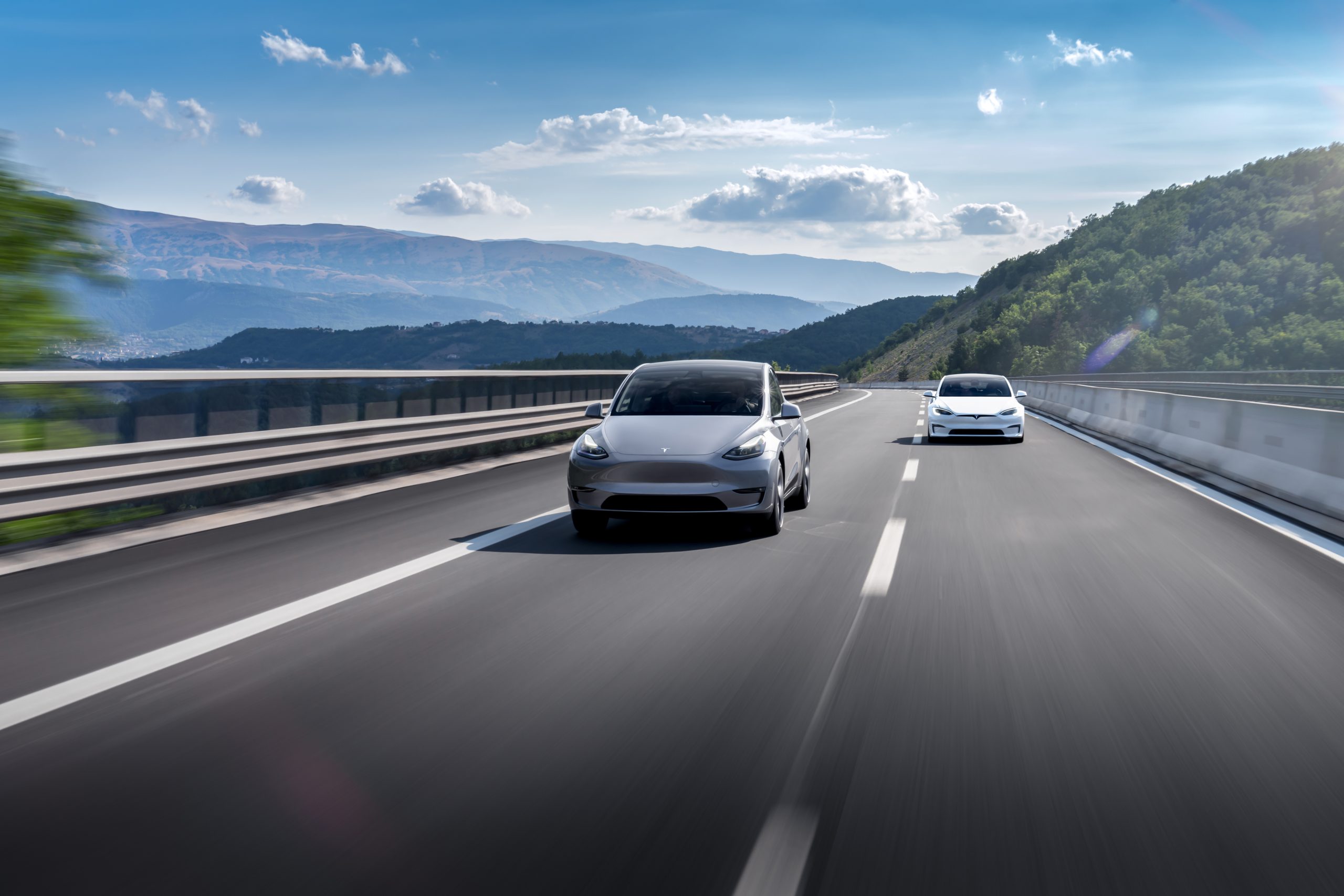 Tesla is Working On New Full Self-Driving Parking Features