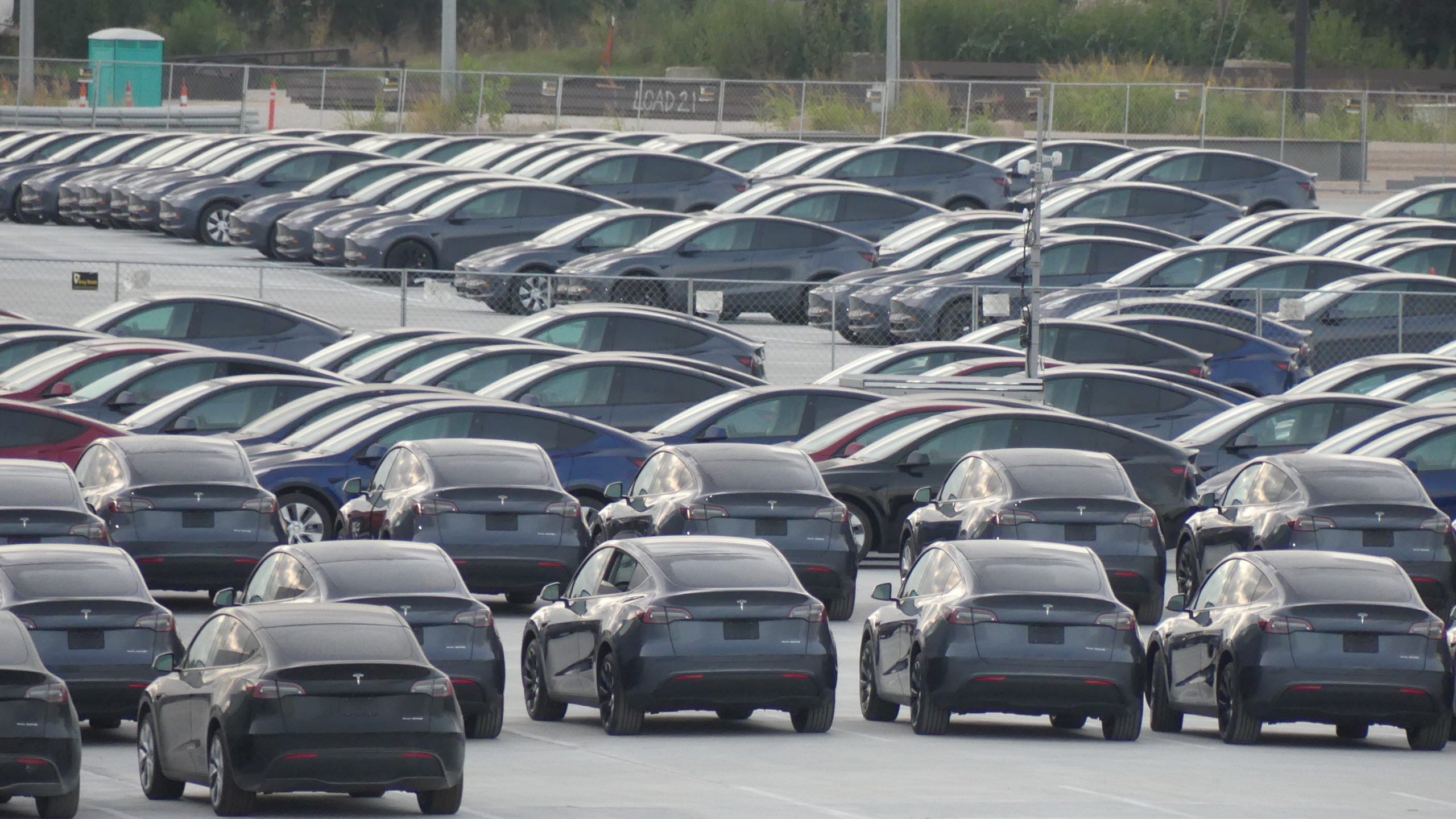 Supreme Court to Hear Challenge on California Emission Rule Waiver