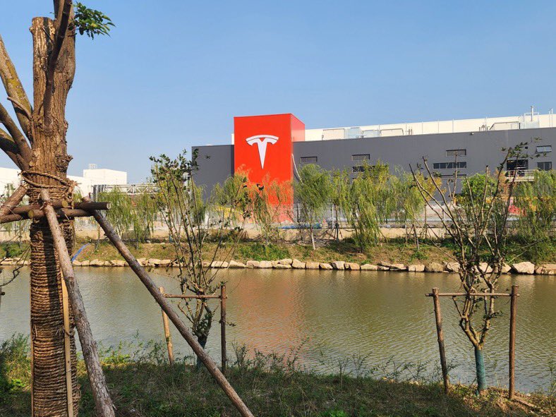 Tesla Shanghai Megafactory Expected to Complete Construction Next Week
