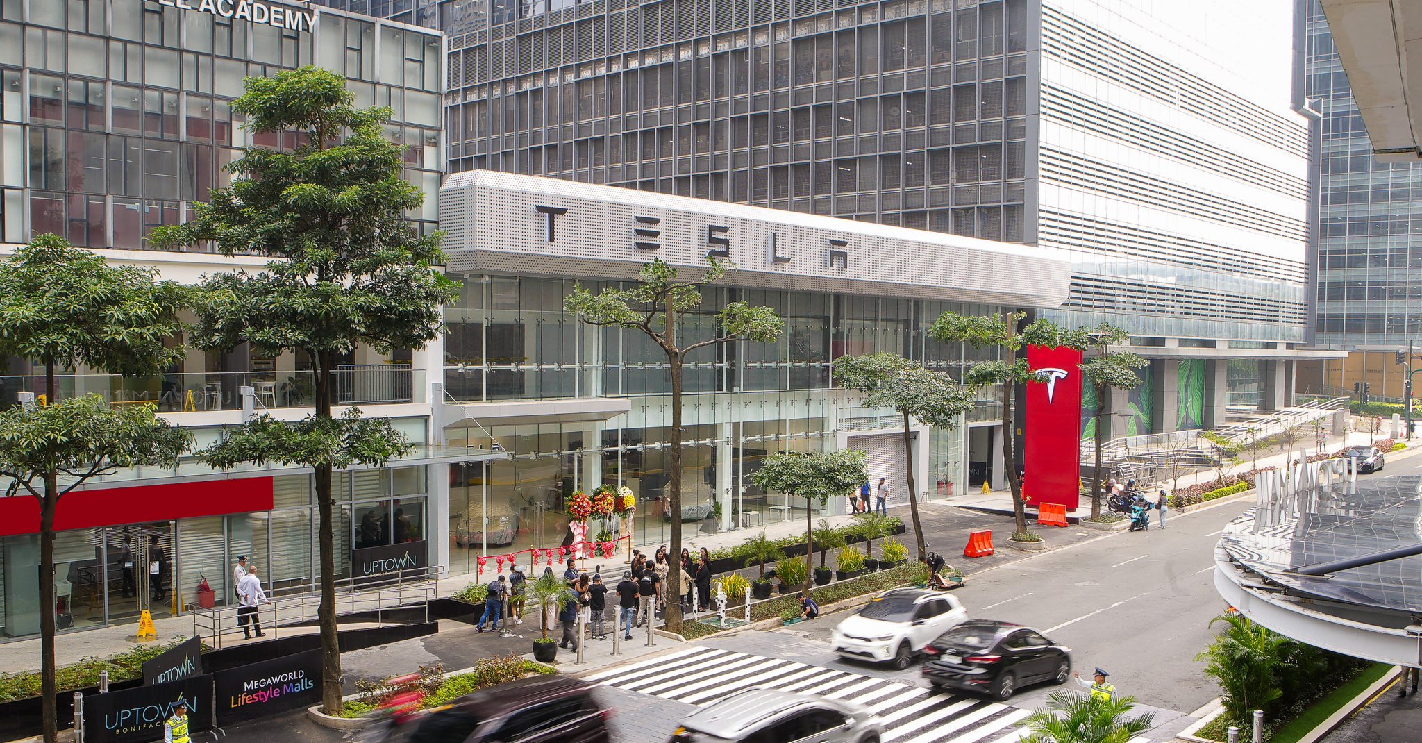 Philippine President Thanks Tesla For Accelerating Their EV Sector