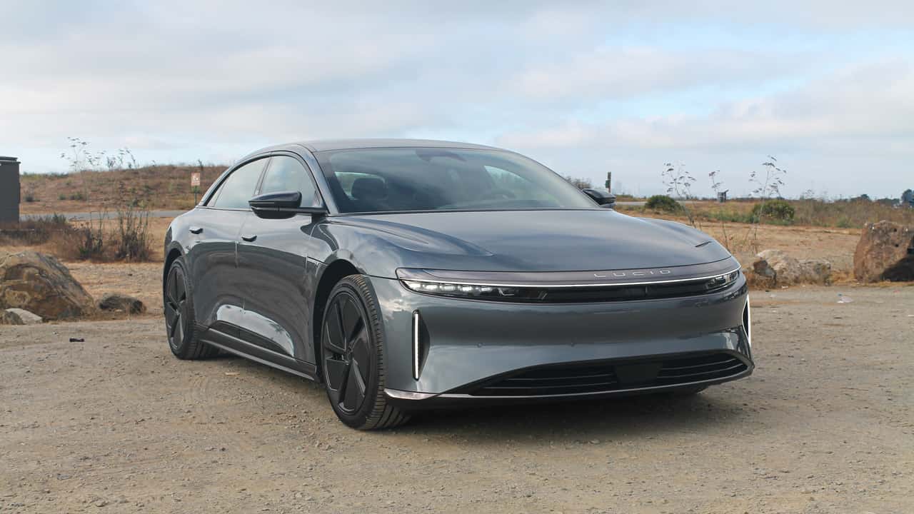 The Lucid Air Gets A $4000 Discount For Tesla Owners