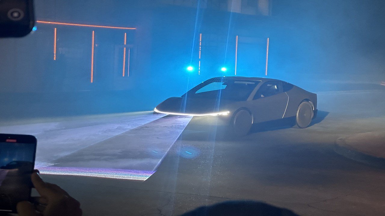 Tesla Cleared Of Some Claims in Blade Runner Lawsuit