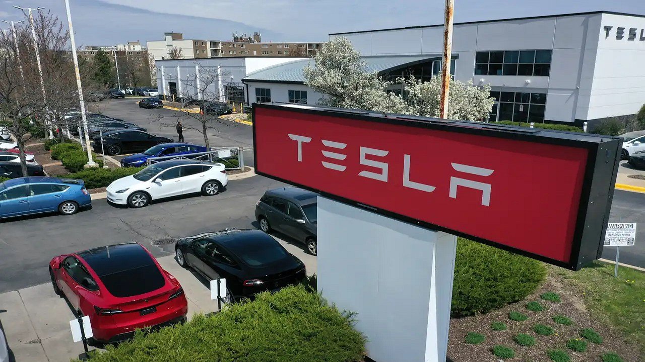 Tesla Stock Woes Are Overblown Considering Long Term Catalysts