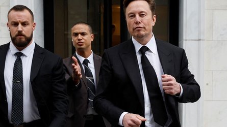 Elon Musk Meets With Biden Administration To Discuss EV Strategy