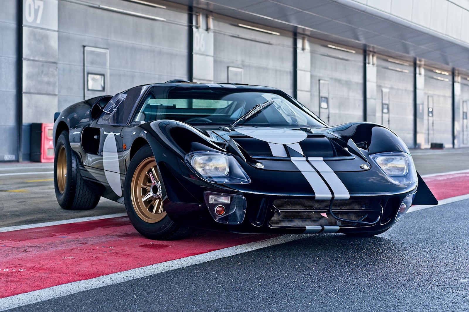 Everratis Electric Ford GT40 Is One Step Closer To Customers