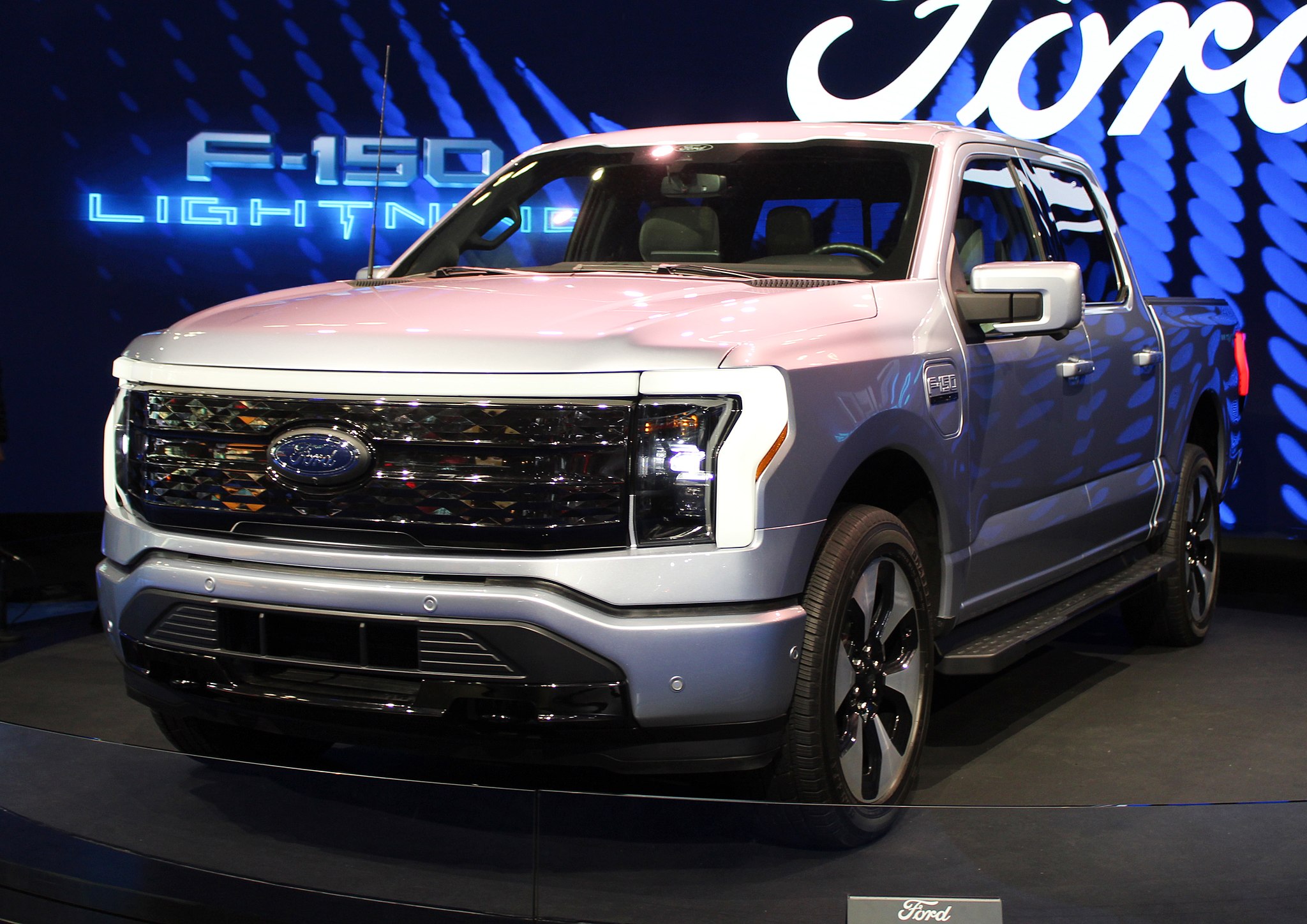 Ford F-150 Lightning production halt continues battery issue identified