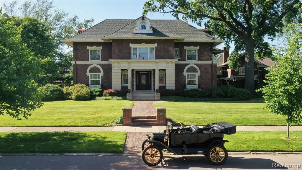 Henry Fords house on sale for $975K Model T sold separately