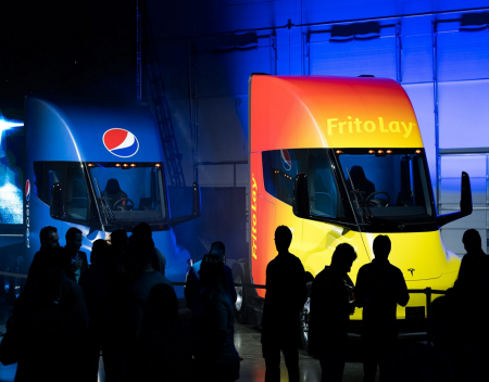 Pepsi to deploy 100 Tesla Semis in 2023