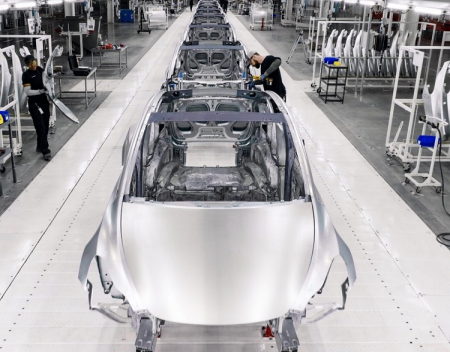 Tesla aims to produce 1.5 million cars in 2022