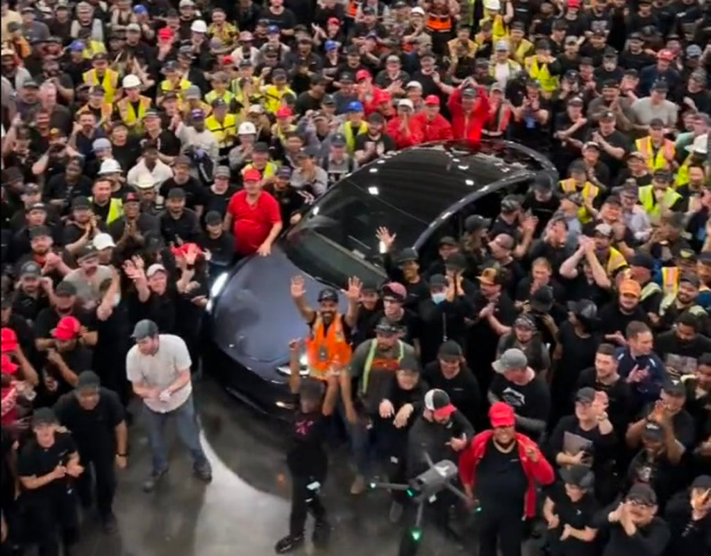 Tesla Builds Its 4 millionth Car Achieving Exponential Growth