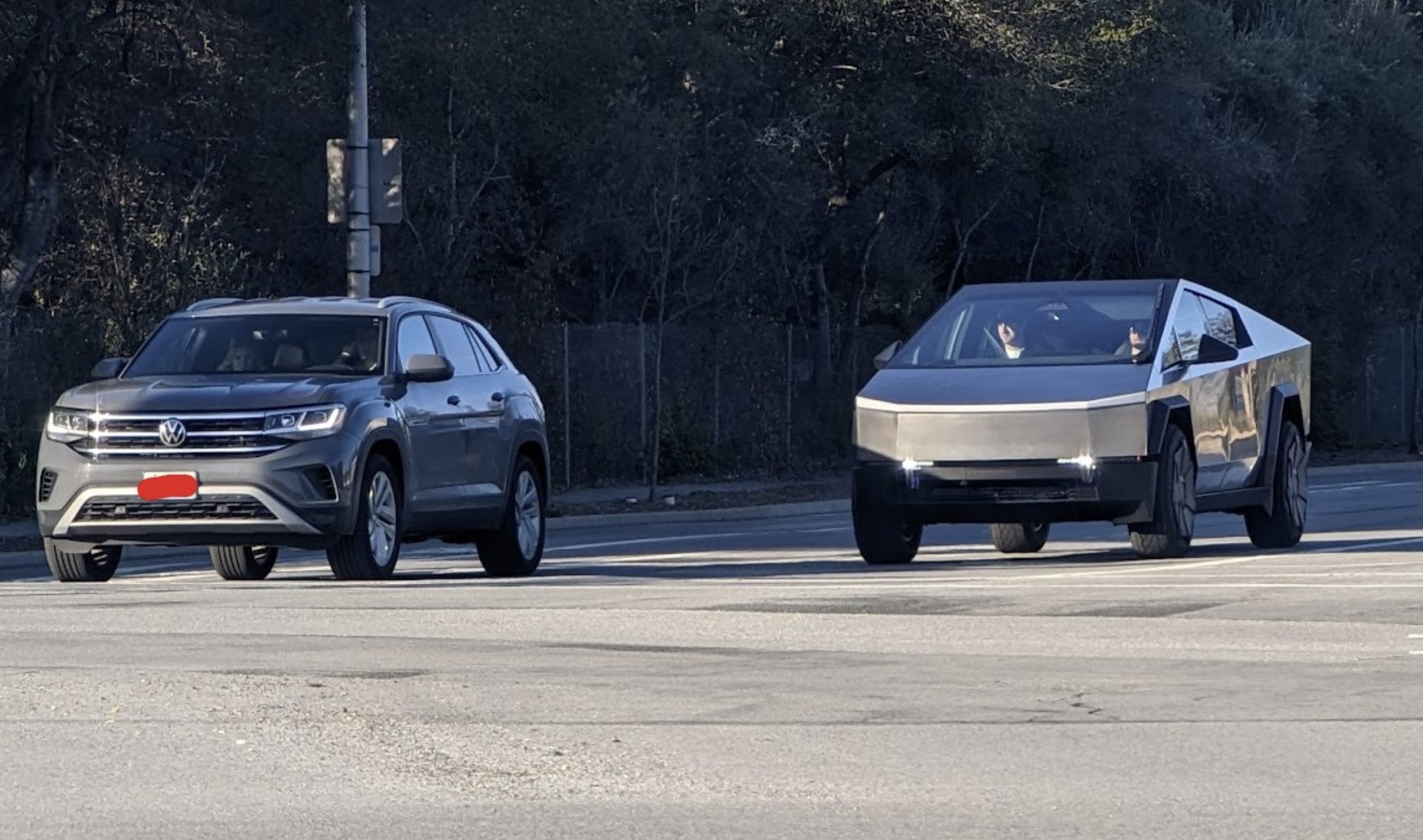 Tesla Cybertruck demonstrates agility acceleration in new video