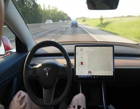 Tesla FSD Beta Update Promises Big Improvements