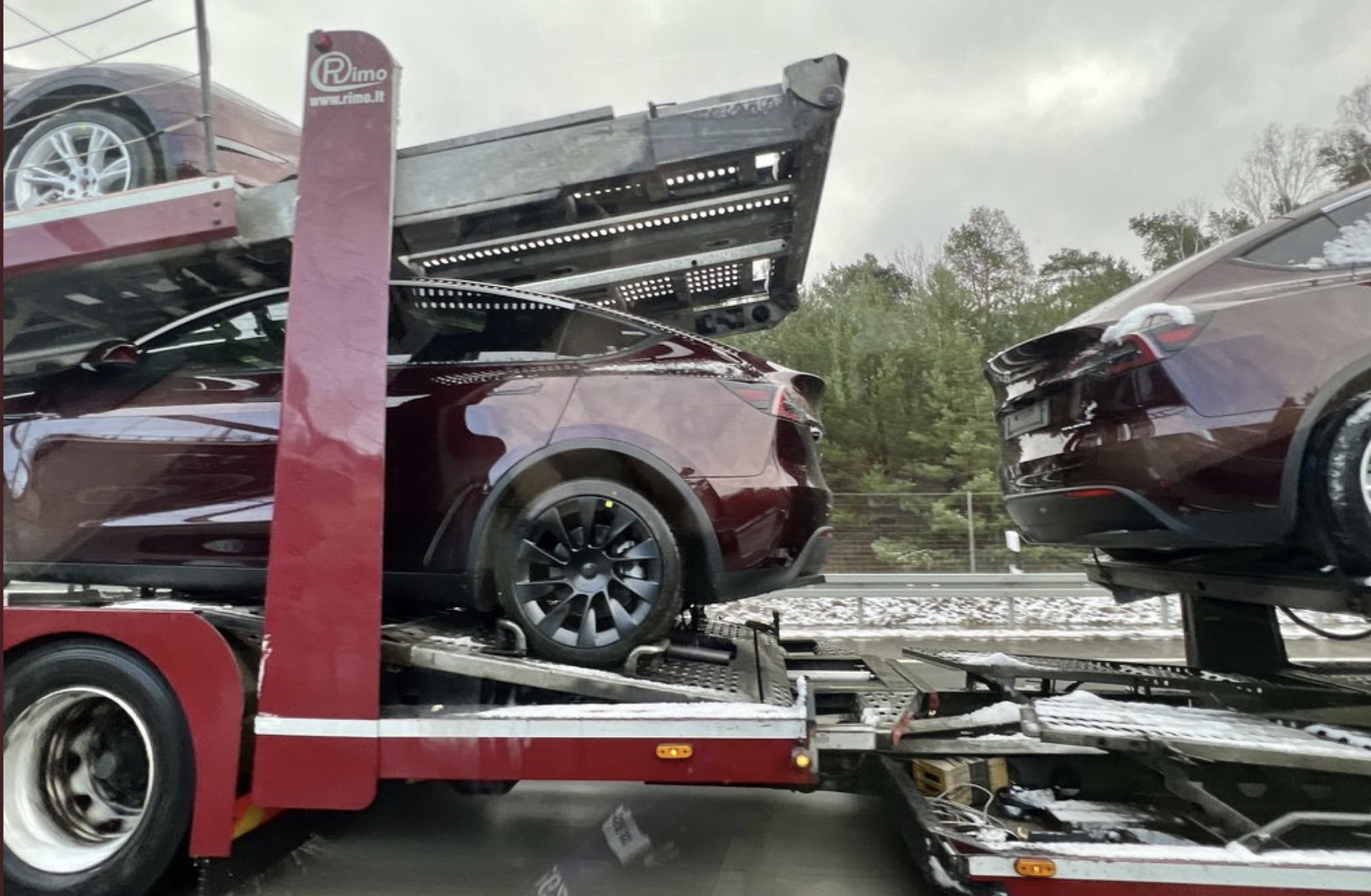 Tesla Giga Berlin ships out Midnight Cherry Red Model Ys for deliveries in Europe