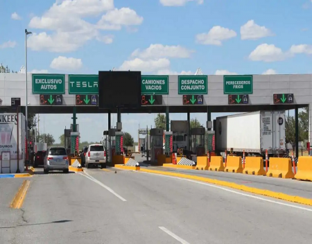 Tesla Has Its Own Lane At Texas-Mexico Border