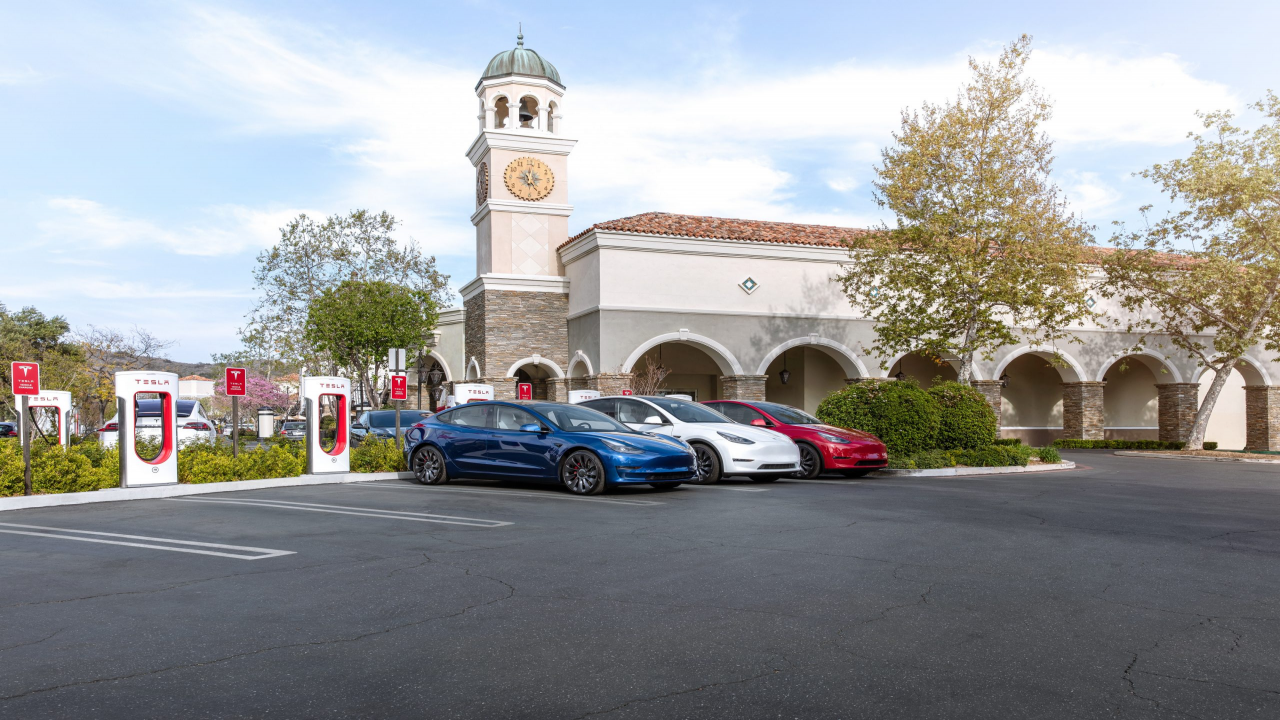 Tesla launches its Spring 2023 Supercharger Voting round