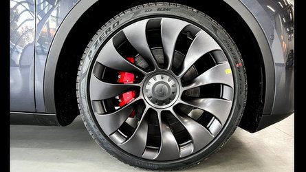 Tesla Model Y Performance Has Smaller Rear Brake Calipers With Fake Covers