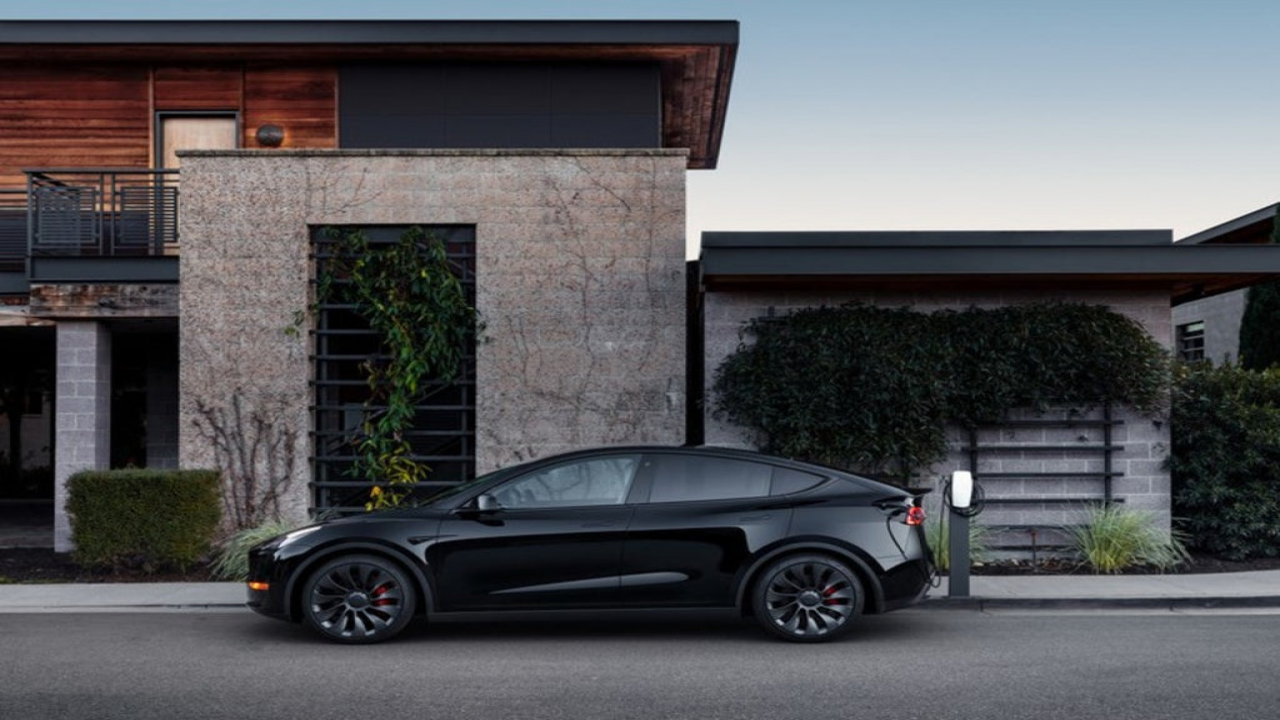 Tesla Model Y Was UKs Best-Selling Car in March