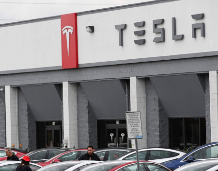 Tesla Moves Closer To Investment Grade Rating With S and P