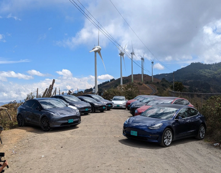 Tesla Owners in Costa Rica Invite the Company to Officially Enter Market