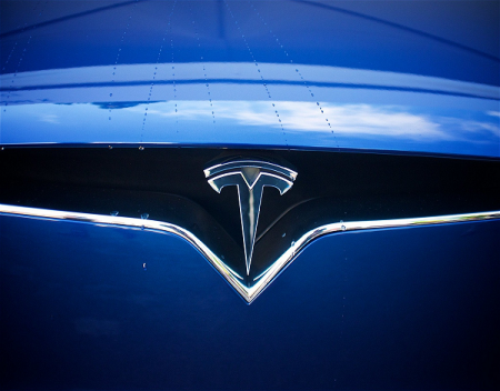 Tesla Secures New Natural Graphite Source