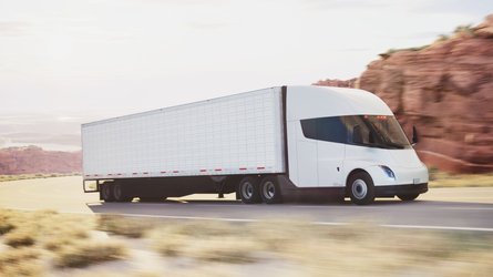 Tesla Semi Specs Top Rivals Based On New Analysis