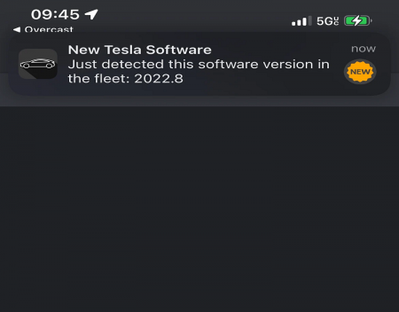 Tesla Software Update 2022.8