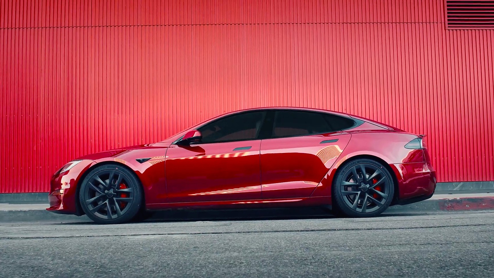 Tesla teases further improvements to Model S and X past new paint color