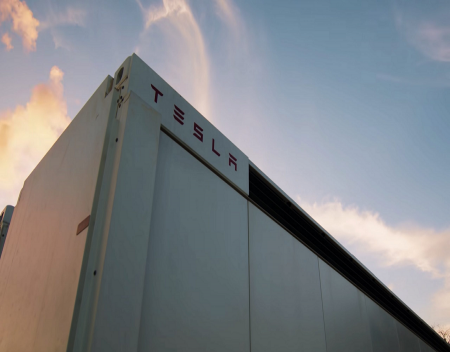 Tesla video shows off Texas Megapack installation
