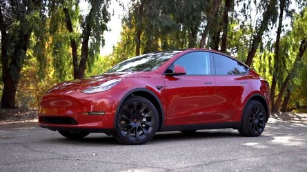 Teslas Price Cuts May Prove Competitive Advantage Says Analyst