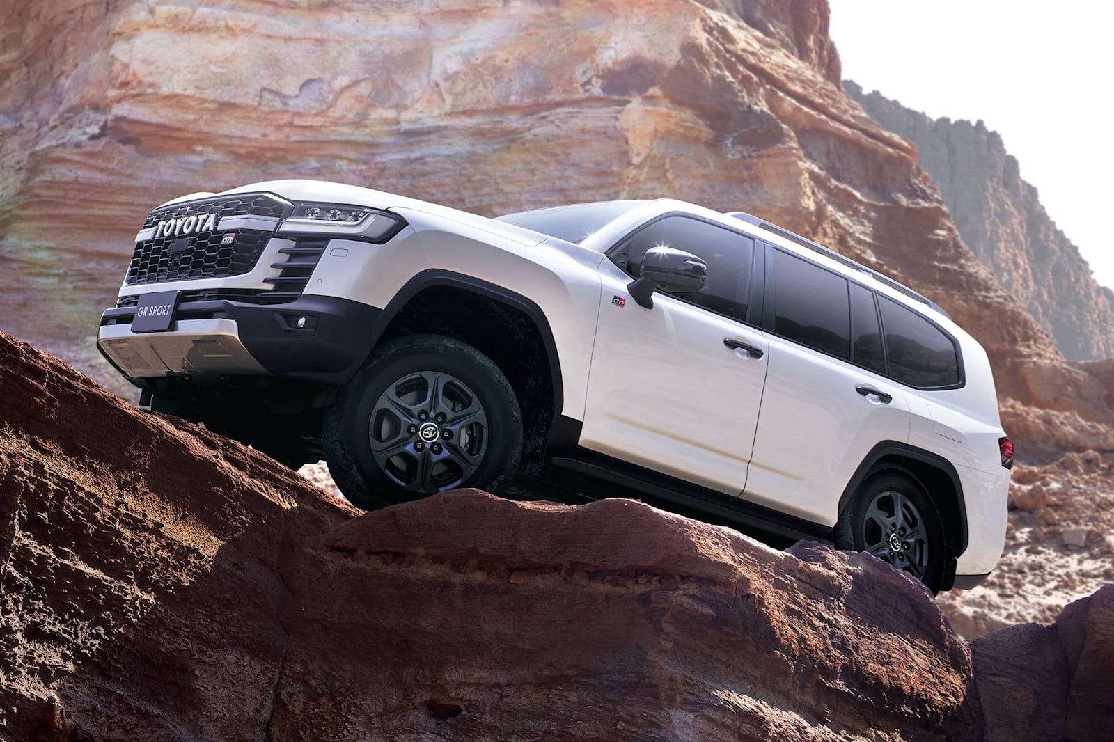 Toyota Says Dont Rule Out Land Cruiser Coming To America