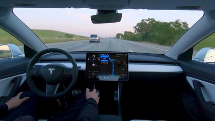 Watch A Tesla Model 3 With FSD Beta Tackle A Race Track On Its Own