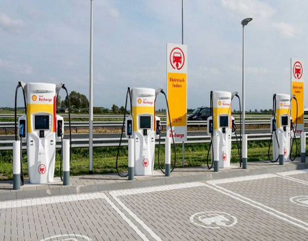 Will Fast Charging Be More Profitable Than Pumping Gas