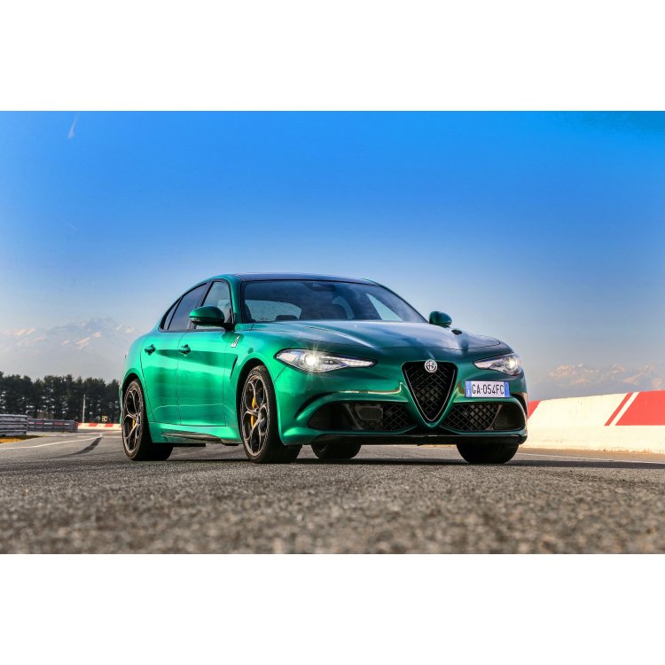 Alfa Romeo Giulia Quadrifoglio servicing cost